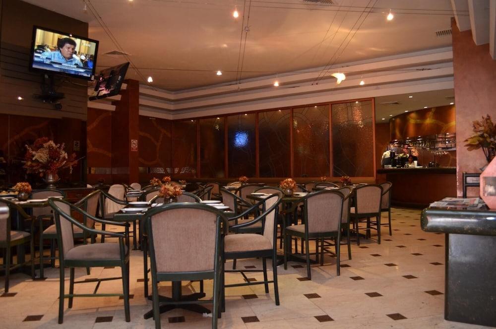 לימה Hotel Maria Angola מראה חיצוני תמונה