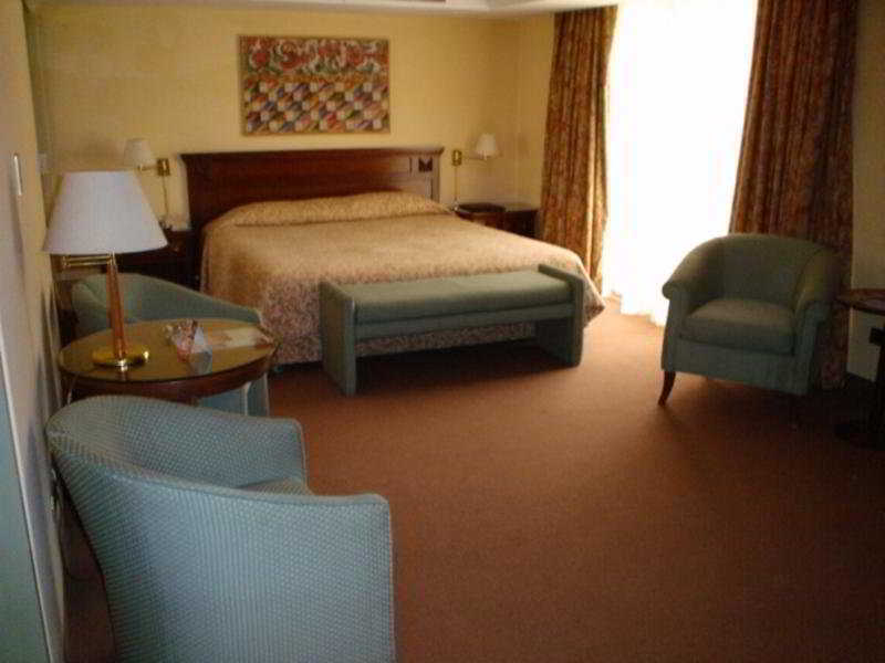 לימה Hotel Maria Angola מראה חיצוני תמונה